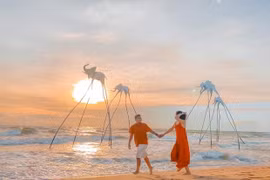 Khách Tây đua nhau đến Phú Quốc, Đà Nẵng, Nha Trang dịp Tết Nguyên đán