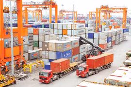 Hàng hóa nhập khẩu giá trị thấp không được miễn thuế giá trị gia tăng từ 18/2