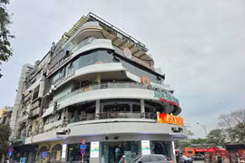 Khi nào toà nhà Hàm cá mập sẽ hoàn thành phá dỡ?