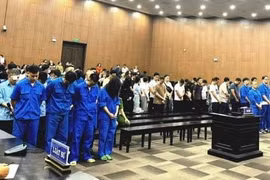 Hai "ông trùm" tổ chức đánh bạc tại Câu lạc bộ Lucas Palace lãnh án 6 năm tù
