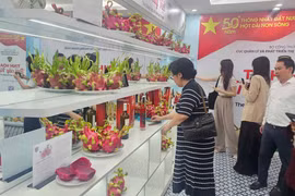 Đẩy mạnh quảng bá trái cây Việt Nam để thắng thế trên 'sân nhà'