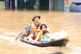 Bệnh viện C Thái Nguyên tiêm miễn phí vắc xin phòng uốn ván cho người dân