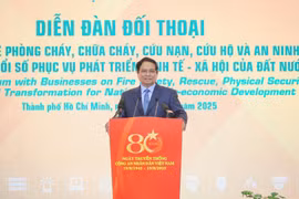 Tuyệt đối không 'phó mặc', 'khoán trắng' cho lực lượng nòng cốt trong phòng cháy, chữa cháy và cứu nạn, cứu hộ