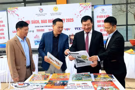 Hội báo Xuân tỉnh Quảng Ninh 2025: Tạo điểm tham quan, phục vụ nhân dân và giới thiệu các ấn phẩm báo chí mới