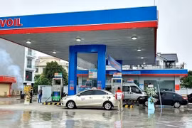 Giá xăng giảm nhẹ từ chiều nay