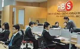 Chứng khoán Hoà Bình (HBS) bị yêu cầu kiểm toán lại 6.000 tỷ đồng dòng tiền, thu hồi cổ phần cổ đông lớn và bất ngờ rót vốn vào công ty tiền mã hóa