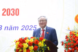Mỗi đảng viên Bộ Nội vụ phải là tấm gương về đạo đức, trách nhiệm công vụ