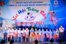 Đêm hội Trăng Rằm 2025 tại Nhiệt điện Phả Lại: Vui Tết thiếu nhi, lan tỏa yêu thương