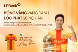 Hoàng Đức lập hat-trick Quả bóng vàng Việt Nam cùng sự đồng hành của LPBank