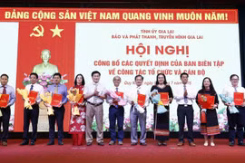 Báo và phát thanh, truyền hình Gia Lai công bố các quyết định về công tác tổ chức và cán bộ