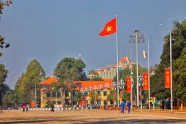 Dự báo thời tiết ngày 4/5: Hà Nội ngày nắng, gió nhẹ