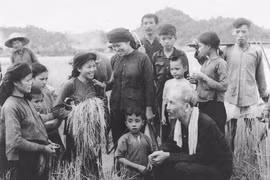 Chủ tịch Hồ Chí Minh và nỗi trăn trở “làm sao cho nhân dân đủ ăn, đủ mặc, ngày càng sung sướng”