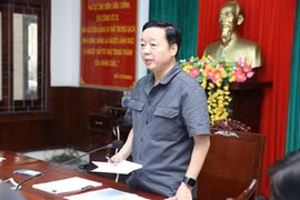 Phó Thủ tướng Trần Hồng Hà: Khẩn trương xây dựng nhà mới cho hộ dân bị sập nhà sau bão số 13