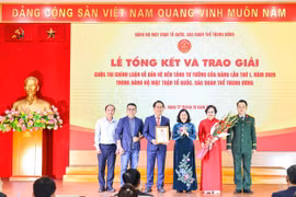 Xây dựng 'lá chắn tư tưởng' vững chắc trong Đảng bộ MTTQ, các đoàn thể Trung ương