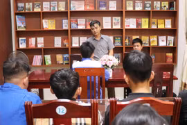 Uốn nắn học sinh hư bằng mô hình “Phòng sách giáo dục pháp luật”