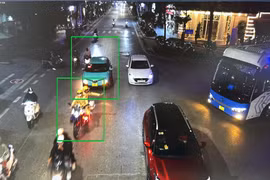 Camera AI hỗ trợ “làn xanh”, Cảnh sát giao thông mở đường đưa sản phụ đi cấp cứu an toàn