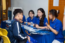 Đại học Kinh tế Quốc dân mở 15 ngành mới, xét tuyển kết hợp quy đổi IELTS từ 5.5