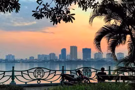 Hà Nội cải tạo, nâng cấp, mở rộng các tuyến đường xung quanh hồ Tây
