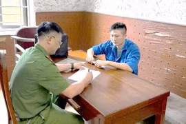 Quảng Ninh: Sử dụng giấy tờ giả để vay tiền rồi chiếm đoạt với giá trị lớn