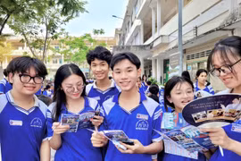 Điểm sàn Sư phạm TP HCM vọt lên 24, 6 ngành ‘hot’ giữ ngôi đầu bảng”