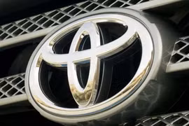 Toyota và Hyundai triệu hồi hơn 1,1 triệu xe vì lỗi dây an toàn và bảng hiển thị
