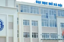 Trường Đại học Mở Hà Nội 'quay xe', bổ sung xét tuyển khối C00 trở lại