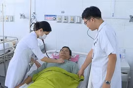 Trạm y tế xã có thể được mở rộng thành 'bệnh viện thu nhỏ'