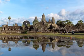 Sét đánh trúng đền Angkor Wat ở Campuchia, 3 người tử vong