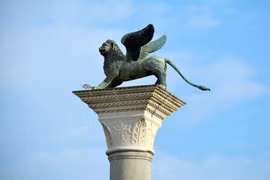 Biểu tượng sư tử có cánh ở Venice có thể bắt nguồn từ Trung Quốc