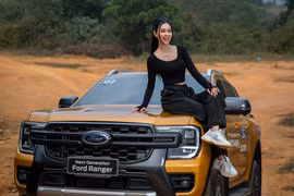 Bảng giá Ford tháng 5/2025: Bỏ phiên bản Ranger số sàn rẻ nhất