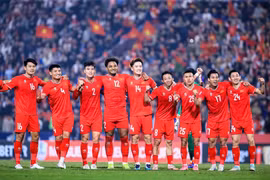 Điểm tin thể thao 22/12: HLV Kim Sang Sik công bố danh sách đội tuyển U23 Việt Nam, Bruno chấn thương khi MU thua Aston Villa