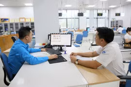 Phấn đấu hết năm 2025 có 40% dân số trưởng thành sử dụng dịch vụ công trực tuyến