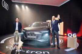 SUV điện Audi Q6 e-tron giá gần 3,2 tỷ đồng tại Việt Nam