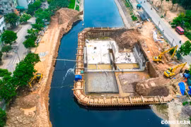 Đập dâng giữ nước trên sông Tô Lịch hiện tại ra sao?