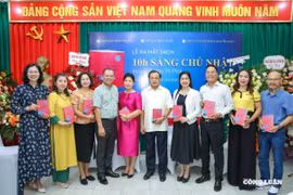 Nhà báo Tô Phán ra mắt sách "10h sáng Chủ Nhật": Viết để tri ân, để nhớ và để sống đẹp hơn