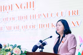 Chủ tịch Ủy ban Trung ương MTTQ Việt Nam tiếp xúc cử tri Hà Nội