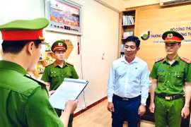 Hiệu trưởng Trường Cao đẳng Công Thương miền Trung bị bắt vì bỏ ngoài sổ sách hàng tỷ đồng