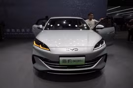 Thị trường ô tô Trung Quốc: Xe nội địa lấn át, thương hiệu ngoại đứng trước nguy cơ bật bãi