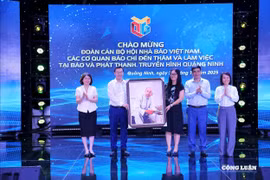 Đoàn công tác Hội Nhà báo Việt Nam thăm và làm việc tại Báo và Phát thanh - Truyền hình Quảng Ninh