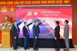 Báo Hà Tĩnh ra mắt chuyên trang đại hội Đảng, phát động thi đua 100 năm Báo chí cách mạng