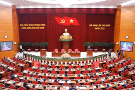 Đổi mới mạnh mẽ phương thức lãnh đạo của Đảng là yêu cầu khách quan