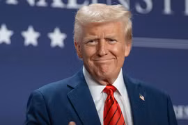 Ông Trump tuyên bố áp thuế 100% lên phim sản xuất ở nước ngoài