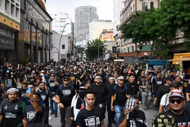Người dân Malaysia xuống đường vì bão giá và cải cách "nửa vời"