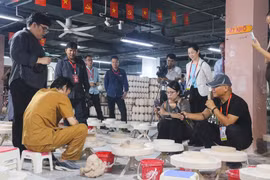 Hà Nội: Đoàn phóng viên quốc tế trải nghiệm điểm du lịch tiêu biểu nhân dịp Quốc khánh