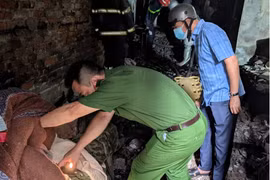 Cháy nhà ở Hà Nội, 5 người trong cùng gia đình tử vong