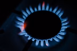 Giá khí đốt châu Âu lại tăng vọt