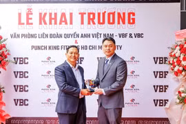 Liên đoàn Quyền Anh Việt Nam lên tiếng về sự vắng mặt của ông Lưu Tú Bảo
