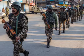 Nóng: Đấu súng giữa Ấn Độ và Pakistan ở Kashmir