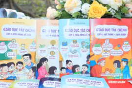 Bộ sách 'Giáo dục tài chính' đưa tư duy tài chính đến gần hơn với học sinh Việt Nam