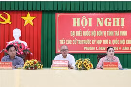Cử tri Trà Vinh đề nghị có một bộ sách giáo khoa dùng chung cả nước